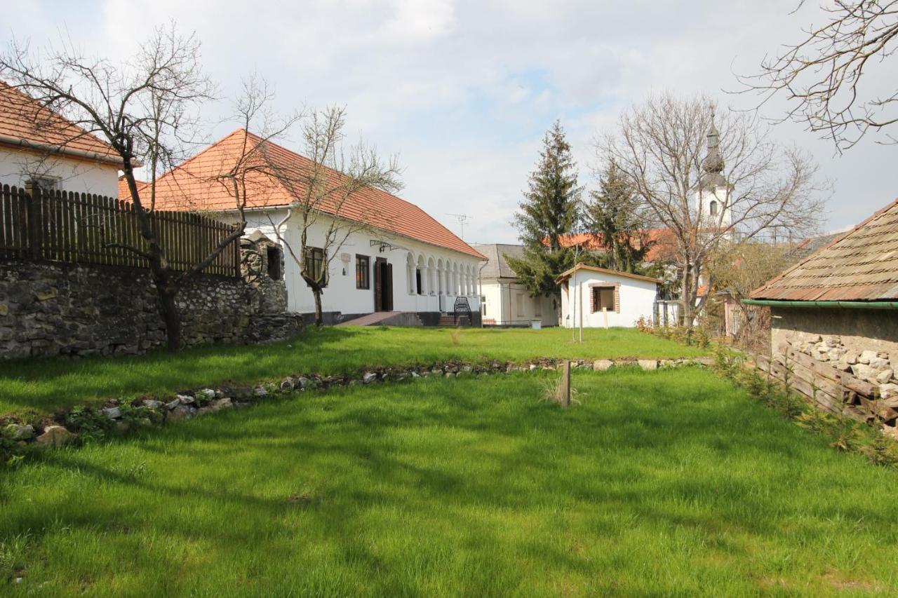 Hotel Antik Vendégház Nagyvisnyó Exterior foto